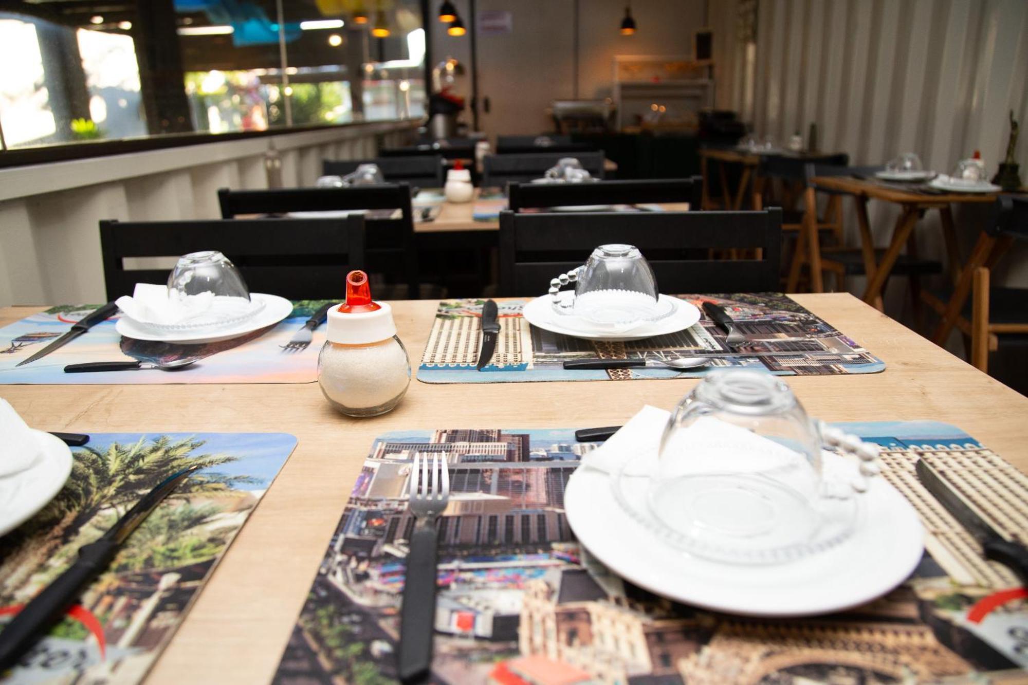 Shelter Hostel E Pousada Ponta Porã 外观 照片